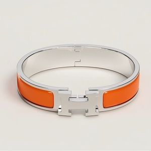 🫵SEND OFFER 🔥🔥🔥HOTPICK 🔥🔥🔥 HERMĒS Clic H bracelet